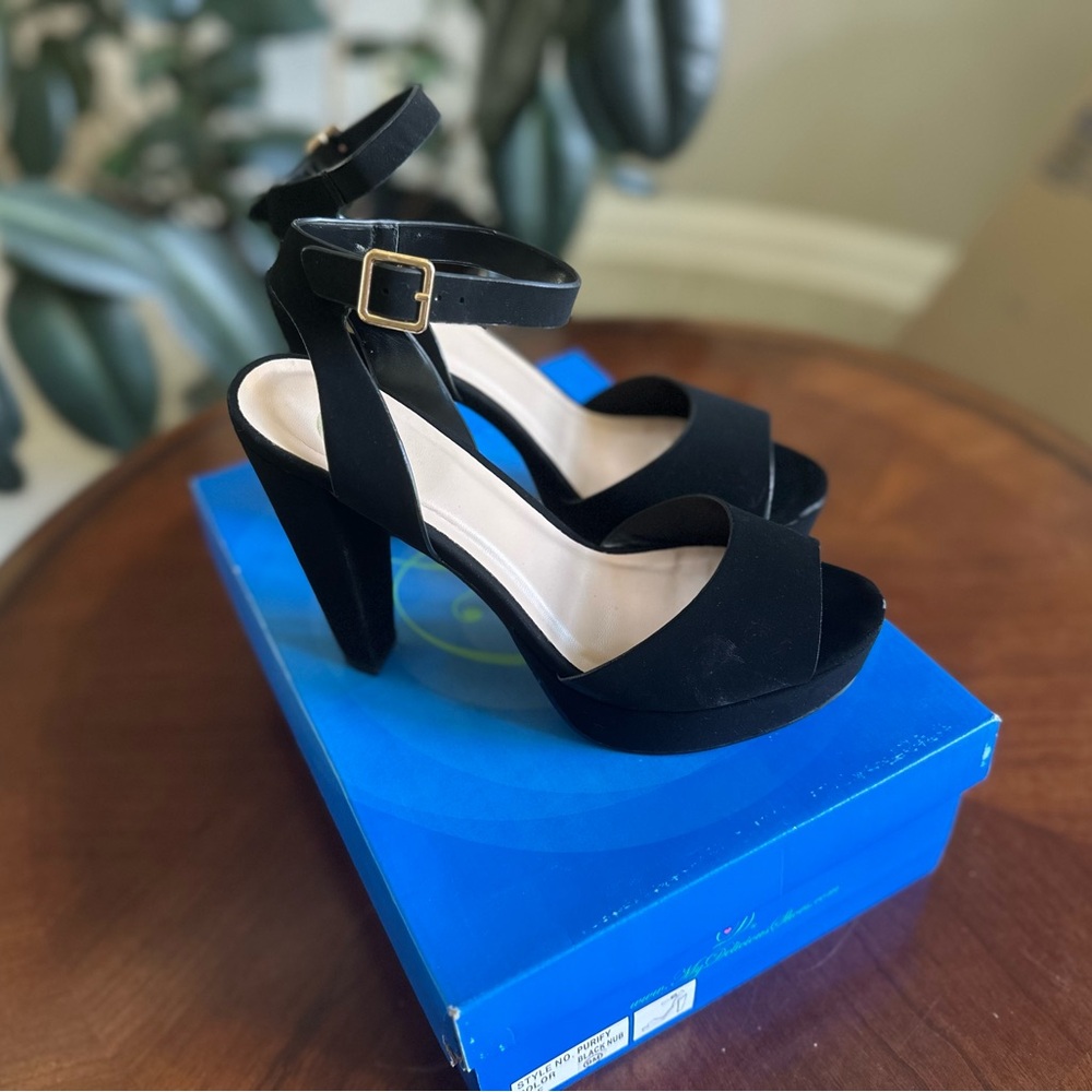 Delicious Black Strappy Heels